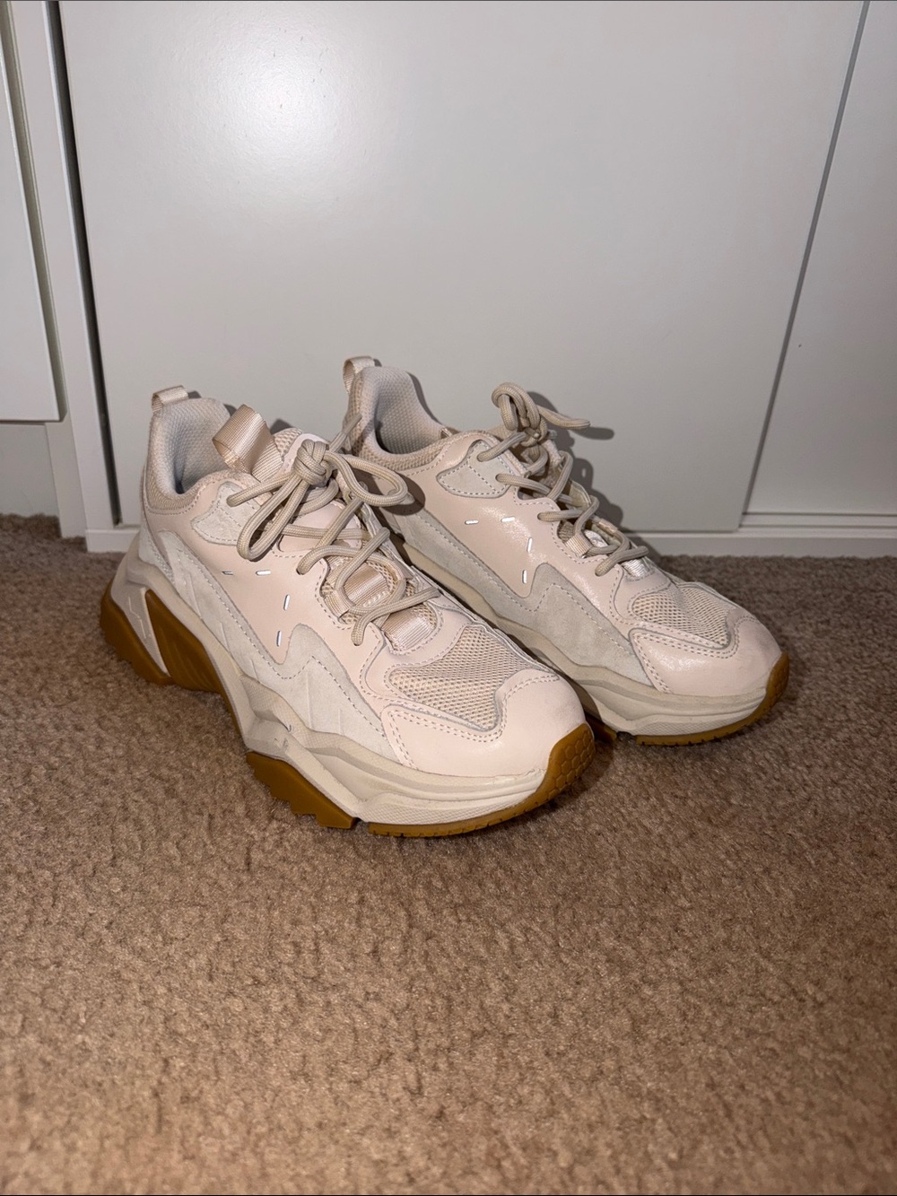 Skechers Women's Chunky Lace-Up Sneakers in Light Beige with Gum Sole